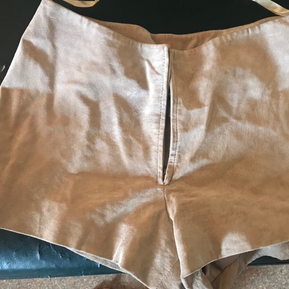 Suede leather vintage biker boho Shorts - Picture 2 of 3